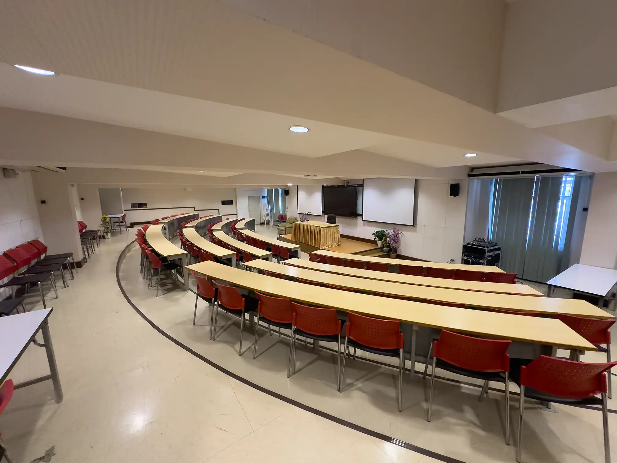 ห้องประชุม 216/217